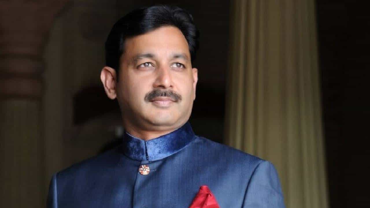 VIDEO | ...पाठीत खंजीर खुपसण्याचे काम आपण करू नये, Sambhaji Raje यांना महाराष्ट्र एकीकरण समितीचं खरमरीत पत्र