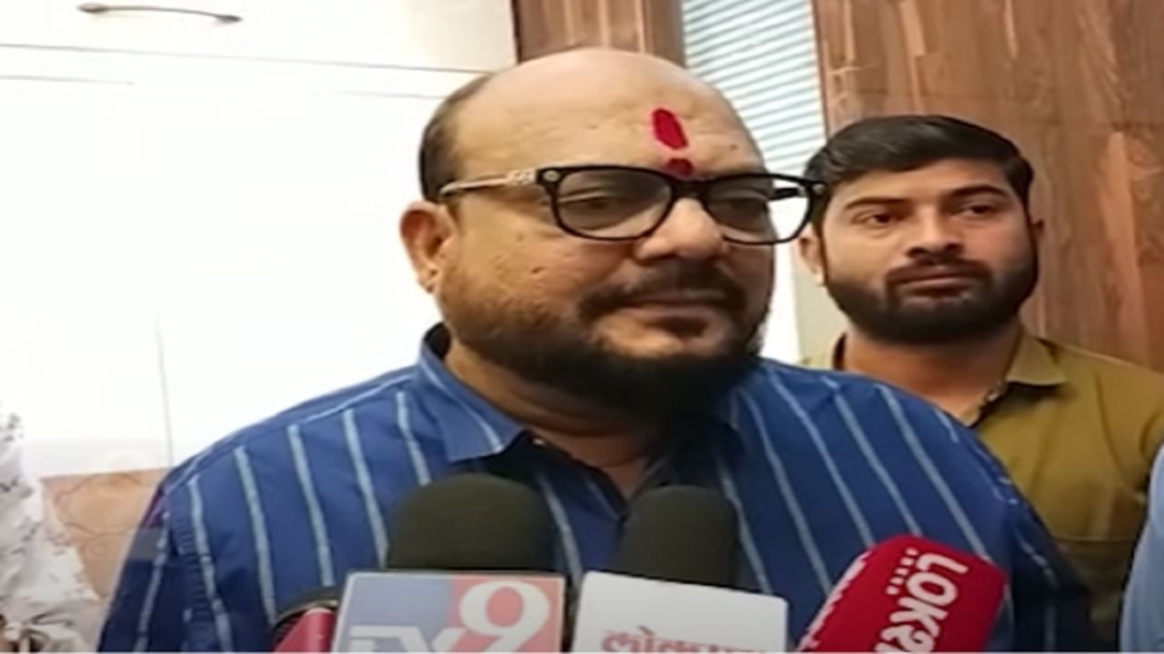 आम्ही रक्त पिणारे ढेकूण नाही तर..., उद्धव ठाकरे यांच्या 'त्या' टीकेला गुलाबराब पाटील यांचे प्रत्युत्तर