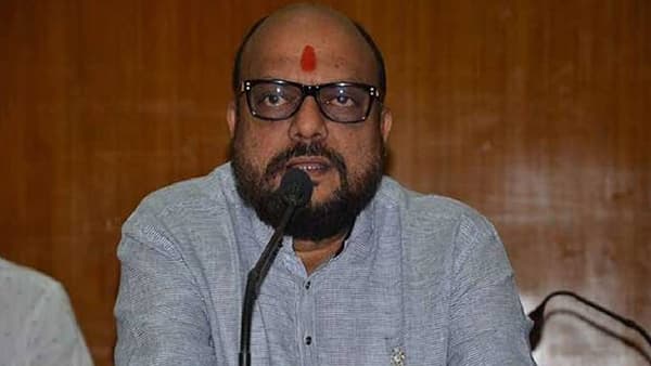 बुरा ना मानो होली है म्हणत, शिंदे गटाच्या मंत्र्याच्या ठाकरे यांना अनोख्या शुभेच्छा
