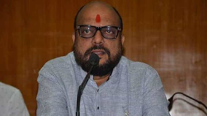 बुरा ना मानो होली है म्हणत, शिंदे गटाच्या मंत्र्याच्या ठाकरे यांना अनोख्या शुभेच्छा बुरा ना मानो होली है म्हणत, शिंदे गटाच्या मंत्र्याच्या ठाकरे यांना अनोख्या शुभेच्छा