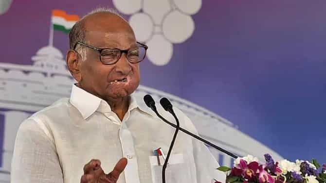 शरद पवार यांचा जनाधार कमी झाला की लोकशाही धोक्यात; या नेत्यानं राष्ट्रवादीच्या मुळावरच घातला घाव