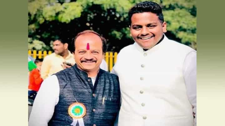 मनसे नेते वसंत मोरे यांच्या मुलाला जीवे मारण्याच्या धमकी प्रकरणी मोठी अपडेट, बघा व्हिडीओ मनसे नेते वसंत मोरे यांच्या मुलाला जीवे मारण्याच्या धमकी प्रकरणी मोठी अपडेट, बघा व्हिडीओ