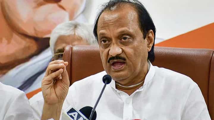जागतिक महिला दिनाच्या औचित्यावर अजित पवार यांनी का बर व्यक्त केली खंत जागतिक महिला दिनाच्या औचित्यावर अजित पवार यांनी का बर व्यक्त केली खंत
