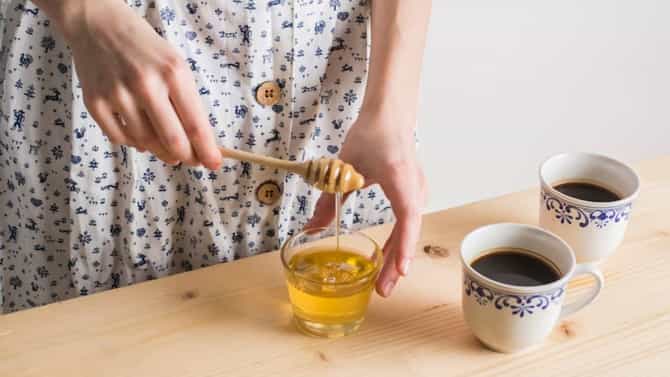 Honey in Diabetes : मधुमेहाग्रस्तांसाठी मध खरंच फायदेशीर ठरतो का ? जाणून घ्या माहिती