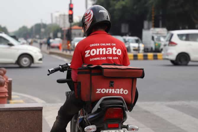 zomato ला तरूणाने चौदावेळा विचारले भांगेची गोळी आहे का ? पोलीसांनी मग चांगलेच समजावले