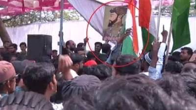 जातीयवादी संघटनेचं आंदोलन हे एक नाटक; ठाकरे गटानं नामांतराच्या आंदोलनावर आसूड ओढले