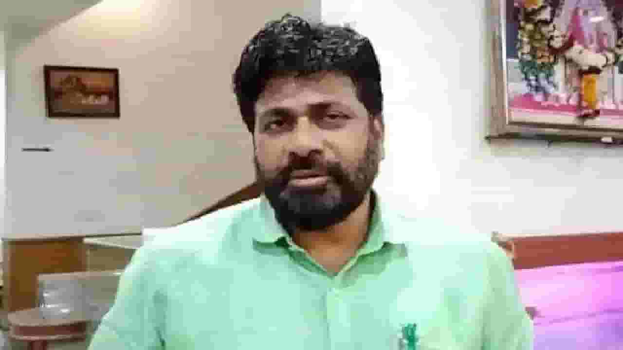 बच्चू कडू यांच्या अडचणीत वाढ; न्यायालयाने सुनावली शिक्षा, तात्पुरता जामीनही मंजूर