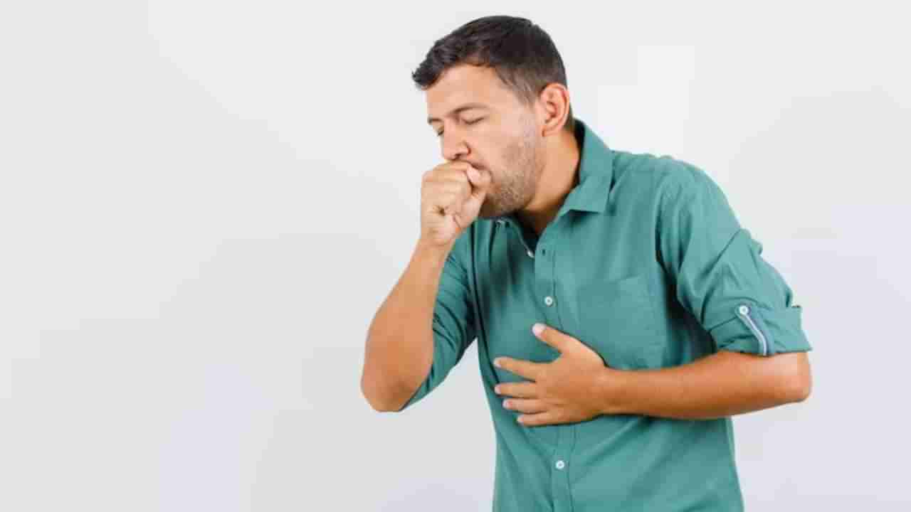 Dry Cough : कोरड्या खोकल्याने उडवल्ये रात्रीची झोप ? अहो, मग हे उपाय करून तर पहा