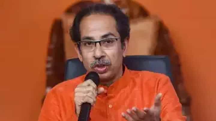 उद्धव ठाकरे यांच्यासाठी रामटेक ते मुंबई महाभारत यात्रा, कुणी केलं आयोजन? उद्धव ठाकरे यांच्यासाठी रामटेक ते मुंबई महाभारत यात्रा, कुणी केलं आयोजन?