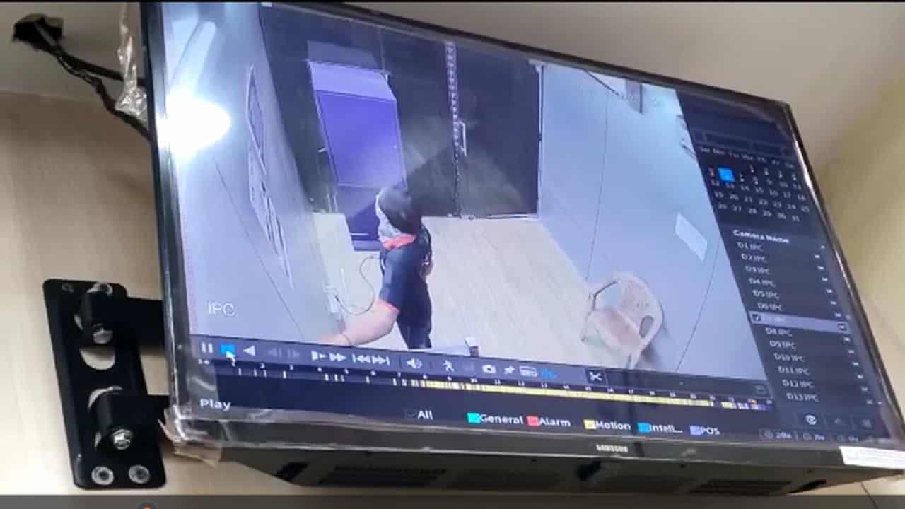 Crime News : चोरी करण्याचा प्रयत्न फसला, सीसीटिव्हीमध्ये स्पष्ट दिसला, मग मात्र पोलिसांनी...