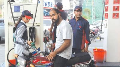 Petrol Diesel Price : महागाईत मिळेल लवकरच दिलासा? आजचा पेट्रोल-डिझेलचा भाव काय