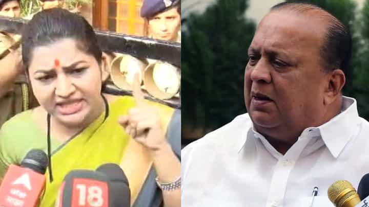 मुश्रीफ यांच्या पत्नीच्या डोळ्यात पाणी, त्यांच्या केसाला जरी धक्का लागला...; राष्ट्रवादीचे कार्यकर्ते आक्रमक मुश्रीफ यांच्या पत्नीच्या डोळ्यात पाणी, त्यांच्या केसाला जरी धक्का लागला...; राष्ट्रवादीचे कार्यकर्ते आक्रमक