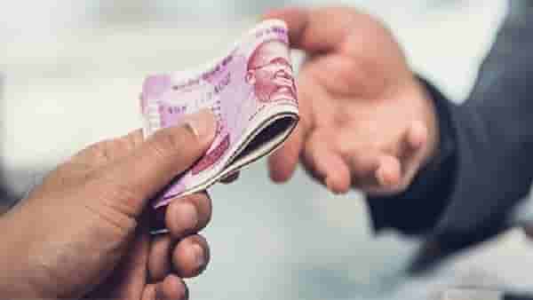 भूमी अभिलेख कार्यालयात काय चाललंय? महिनाभरात तिसरी मोठी कारवाई? कोण कुणाचं उष्ट पाणी प्यायलं? चर्चा काय ?