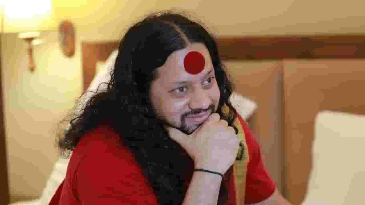 लव्हजिहादच्या घटनांमध्ये वाढ झाल्याचा कालिचरण महाराज यांचा दावा; आकडेवारीच मांडली लव्हजिहादच्या घटनांमध्ये वाढ झाल्याचा कालिचरण महाराज यांचा दावा; आकडेवारीच मांडली