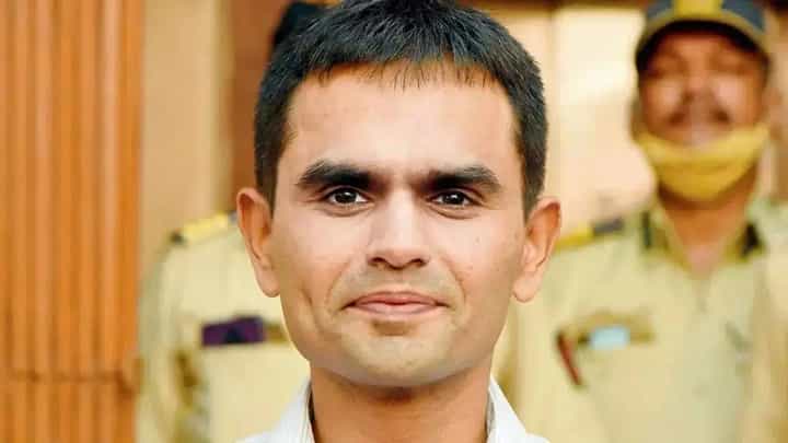 सतत धमक्या येतायंत, मला संरक्षण ..., समीर वानखेडे यांनी व्यक्त केली हल्ल्याची भीती सतत धमक्या येतायंत, मला संरक्षण ..., समीर वानखेडे यांनी व्यक्त केली हल्ल्याची भीती