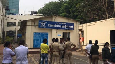 लेकीला पोलीस बनवण्याचं स्वप्न घेऊन पुण्यात आला; काळाने केला असा घात