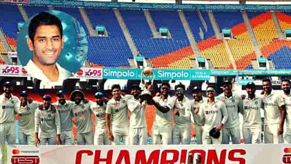 Video : IND vs AUS माहीचा तो गुण पोरांनी घेतलाच, रोहित शर्मा याने ट्रॉफी घेतली पुढे पाहा काय केलं!