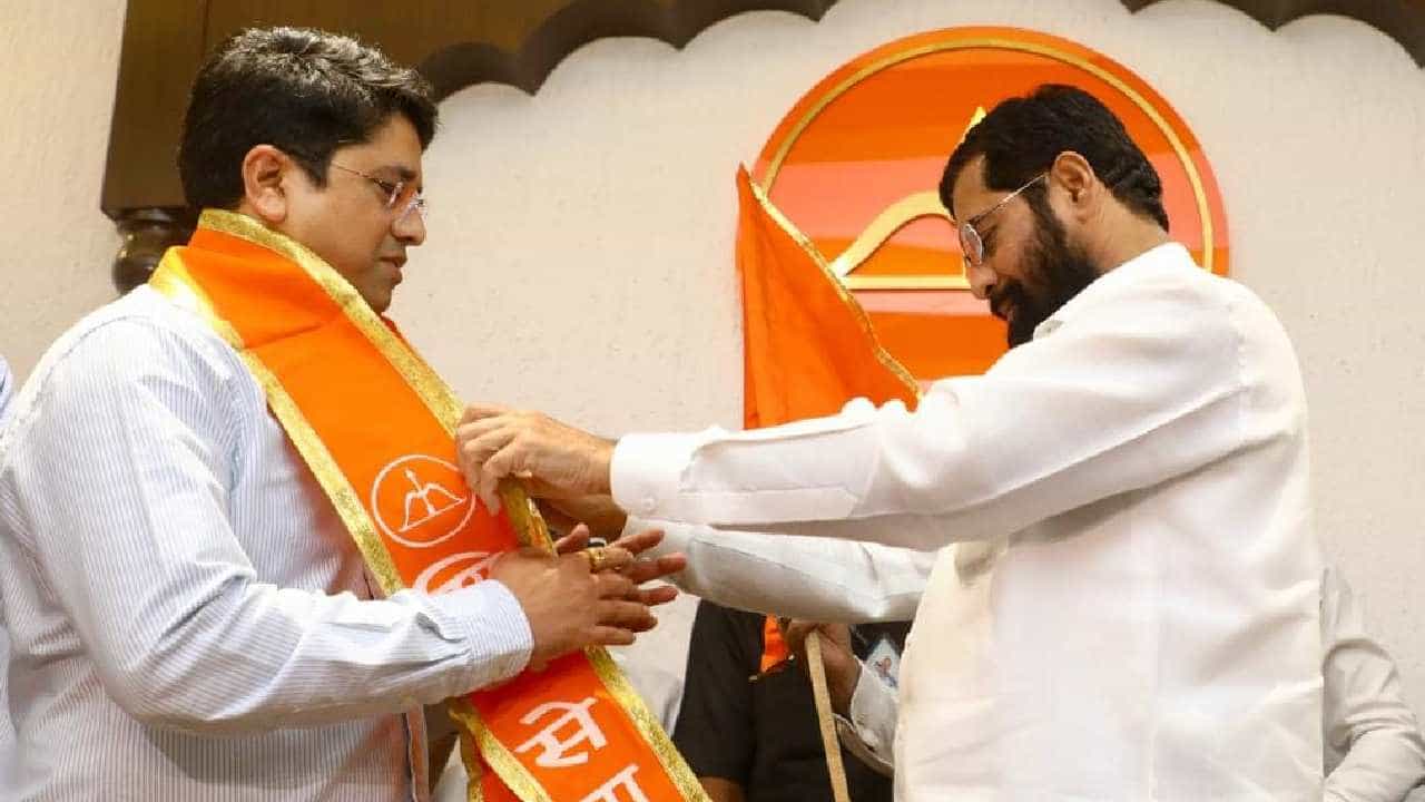 भूषण देसाई यांचा शिवसेनेत प्रवेश; वडील सुभाष देसाई यांची पहिली प्रतिक्रिया, म्हणाले... भूषण देसाई यांचा शिवसेनेत प्रवेश; वडील सुभाष देसाई यांची पहिली प्रतिक्रिया, म्हणाले...