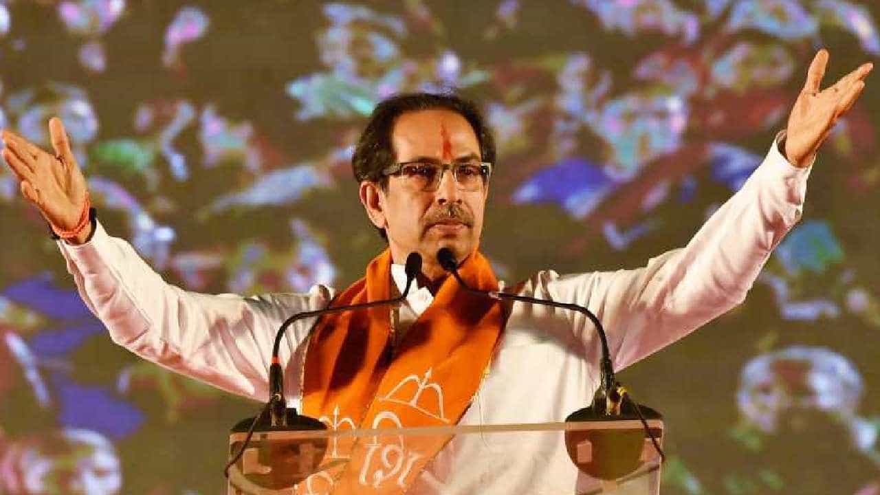 ठाकरे गटातील सगळ्या नेत्यांना वॉशिंग मशीनमध्ये टाकायला पाहिजे, कारण...; शिवसेनेच्या नेत्याचा हल्लाबोल ठाकरे गटातील सगळ्या नेत्यांना वॉशिंग मशीनमध्ये टाकायला पाहिजे, कारण...; शिवसेनेच्या नेत्याचा हल्लाबोल