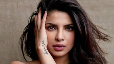 प्रियांका चोप्रा हिने सुशांत सिंह राजपूतप्रमाणे पाऊल उचलले नाही, चित्रपट निर्मात्याने केले खळबळजनक विधान