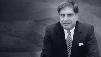 Ratan Tata Right Hand : ही व्यक्ती आहे रतन टाटा यांची खास! एक दिवसाची कमाई 30 लाख