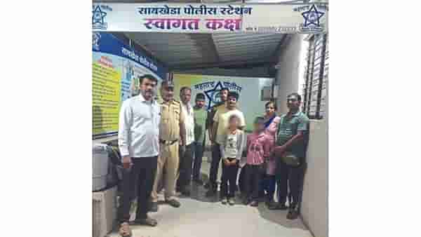 अशी माणुसकी जीवंत राहायला हवी आणि पोलिसांची कर्तव्यदक्षताही, नाशकात नेमकं काय घडलं? होतोय कौतुकाचा वर्षाव...