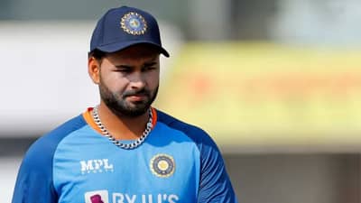 Video : ऋषभ पंत याच्या तब्येतीबाबत मोठी अपडेट, अपघातानंतर पाण्यात.... व्हिडीओ एकदा पाहाच