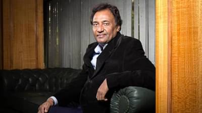 Niraj Bajaj : दर्या किनारी एक बंगलो गं! मुंबईत सर्वाधिक महागड्या घराचा अजून एक सौदा, उद्योगपतीने खरेदी केले समुद्रकिनारी पेंटहाऊस