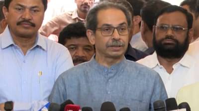 हातात पडेल ते घ्या; उद्धव ठाकरे यांची बजेटवरून टीका