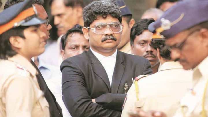 मागणी रास्त पण संप बेकादेशीर; गुणरत्न सदावर्ते यांची मुंबई उच्च न्यायालयात याचिका मागणी रास्त पण संप बेकादेशीर; गुणरत्न सदावर्ते यांची मुंबई उच्च न्यायालयात याचिका