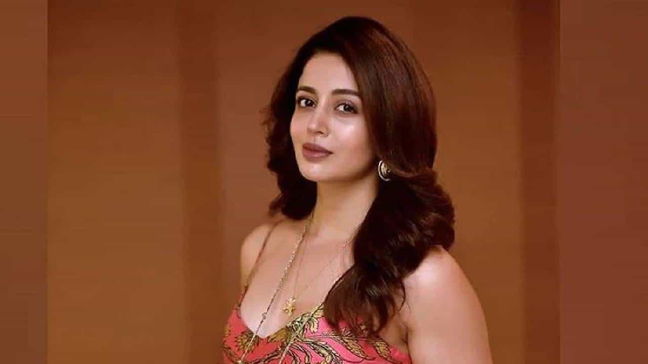 Neha Pendse | भाभीजी घर पर है फेम नेहा पेंडसे सहा मुलांची आई; सिक्रेट सांगत चाहत्यांना दिला धक्का