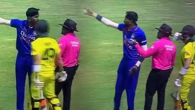 IND vs AUS ODI : पंच नितीन मेननवर हार्दिक पांड्या संतापला, दोनदा तसंच झाल्याने हातावारे करत म्हणाला...Watch Video