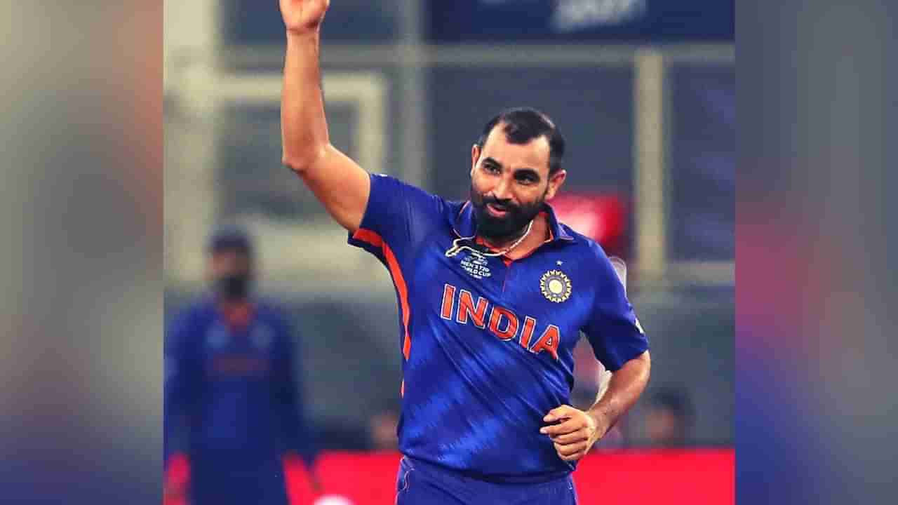 Mohammed Shami : 0 W 0, 0, 0, W, 0, 0, 0, 0 0 W, 0, 0, 0, खतरनाक बॉलिंग, मोहम्मद शमी याच्या 15 चेंडूंपुढे कांगारू चीत