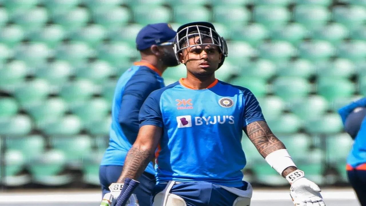 IND vs AUS : वनडेमध्ये टीम इंडियाला लागलय सूर्यग्रहण, 15 सामन्यांपासून नुसता अंधार