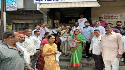 कॉंग्रेसमध्ये शह काटशह सुरूच, अध्यक्षांना सोडून माजी मंत्र्याच्या नेतृत्वात हाथ से हाथ जोडो, कुठे फुटताय नाराजीचे फटाके?