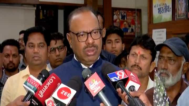 जागावाटपात नवा ट्विस्ट, बावनकुळे म्हणाले, माझ्या... जागावाटपात नवा ट्विस्ट, बावनकुळे म्हणाले, माझ्या...