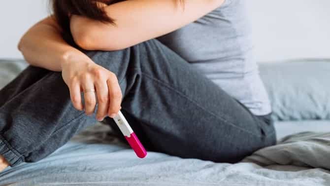 अभिनेत्री कधीही आई होणार नाही समजल्यानंतर देखील बॉयफ्रेंडने सोडली नाही साथ... प्रेम यालाच म्हणतात