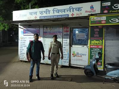 रेल्वे प्रवाशांनो सावधान, रात्री आठ ते सकाळी आठ जपून प्रवास करा, पश्चिम रेल्वेच्या इएमआर ला रात्री आठ नंतर लागतात टाळे