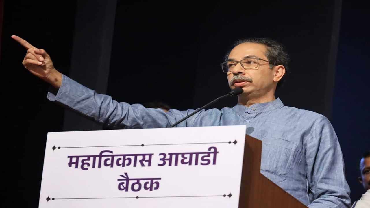 Shivsena Ubt | तर त्यादिवशीच लाथ मारायची...., खुद्दारीच्या वक्तव्यावरुन ठाकरे गटाकडून जशास तसं उत्तर Shivsena Ubt | तर त्यादिवशीच लाथ मारायची...., खुद्दारीच्या वक्तव्यावरुन ठाकरे गटाकडून जशास तसं उत्तर