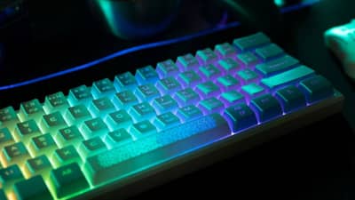 QWERTY फॉरमॅटमध्ये का असतात की-बोर्डची बटणे ? कोण होता त्याचा शोधकर्ता, जाणून घ्या