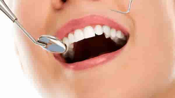 World Oral Health Day 2023 : तुमच्याही तोंडाला येतो का सतत वास ? या 5 कारणांमुळे तोंडातून येऊ शकतो दुर्गंध