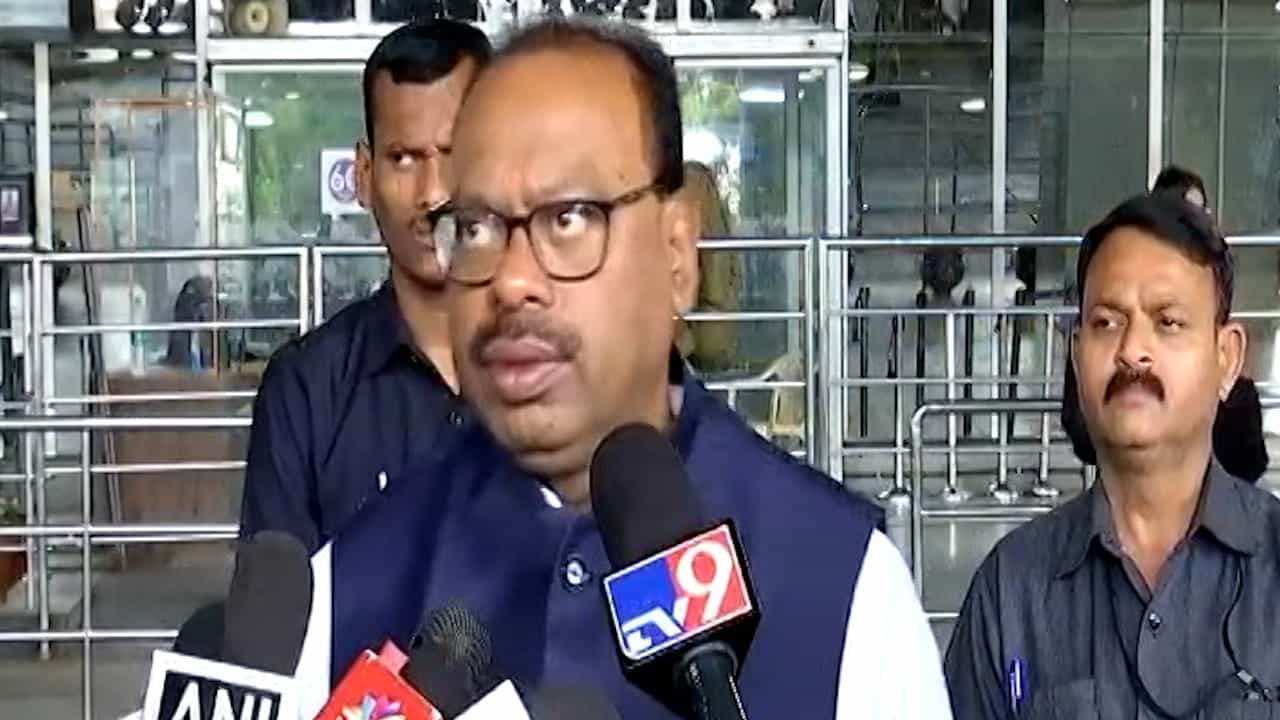 मागणी करण्याआधी चेहरा आरशात पहावा; बावनकुळेंची मविआवर टीका