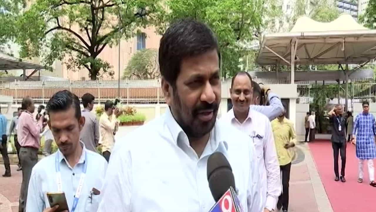 राज्य कुणाचे जरी असलं तरी आयुष्य कडूच; बच्चू कडू यांचं खोचक वक्तव्य