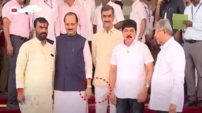 अजित पवार यांचा शंभुराज देसाई यांना बुक्का अन् दोघेही मिश्किल हसले, काय घडलं?