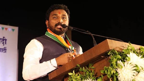 अमोल मिटकरी यांची अभिवादन करणारी गुढी; नेमकं वेगळं पण काय जपलंय...