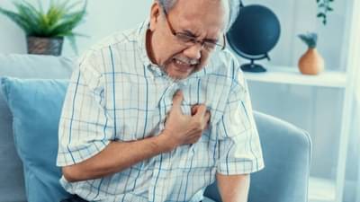 सारखं छातीत दुखतंय ! एकटे असताना हार्ट ॲटॅक आला तर काय कराल ? स्वत:चा जीव वाचवण्याचे उपाय माहिती पाहिजेत ना..