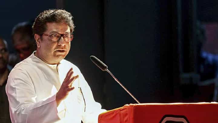 अमोल मिटकरी यांनी राज ठाकरे यांना दिल्या थेट भावी मुख्यमंत्री पदाच्या शुभेच्छा! अमोल मिटकरी यांनी राज ठाकरे यांना दिल्या थेट भावी मुख्यमंत्री पदाच्या शुभेच्छा!