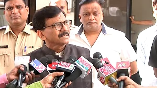 Sanjay Raut | तुम्ही काड्या करा, आम्ही बांबू...., संजय राऊत नेमकं काय म्हणाले?