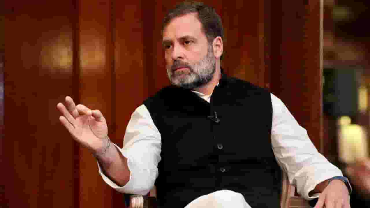 शिक्षेवरुन काँग्रेस आक्रमक, भाजपची आंदोलनाची हाक; राहुल गांधी शिक्षा प्रकरण तापणार शिक्षेवरुन काँग्रेस आक्रमक, भाजपची आंदोलनाची हाक; राहुल गांधी शिक्षा प्रकरण तापणार