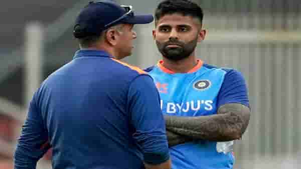 IND vs AUS : टीम इंडियाच्या एका निर्णयामुळे Suryakumar yadav मैदानात उतरण्याआधीच OUT झाला होता ?